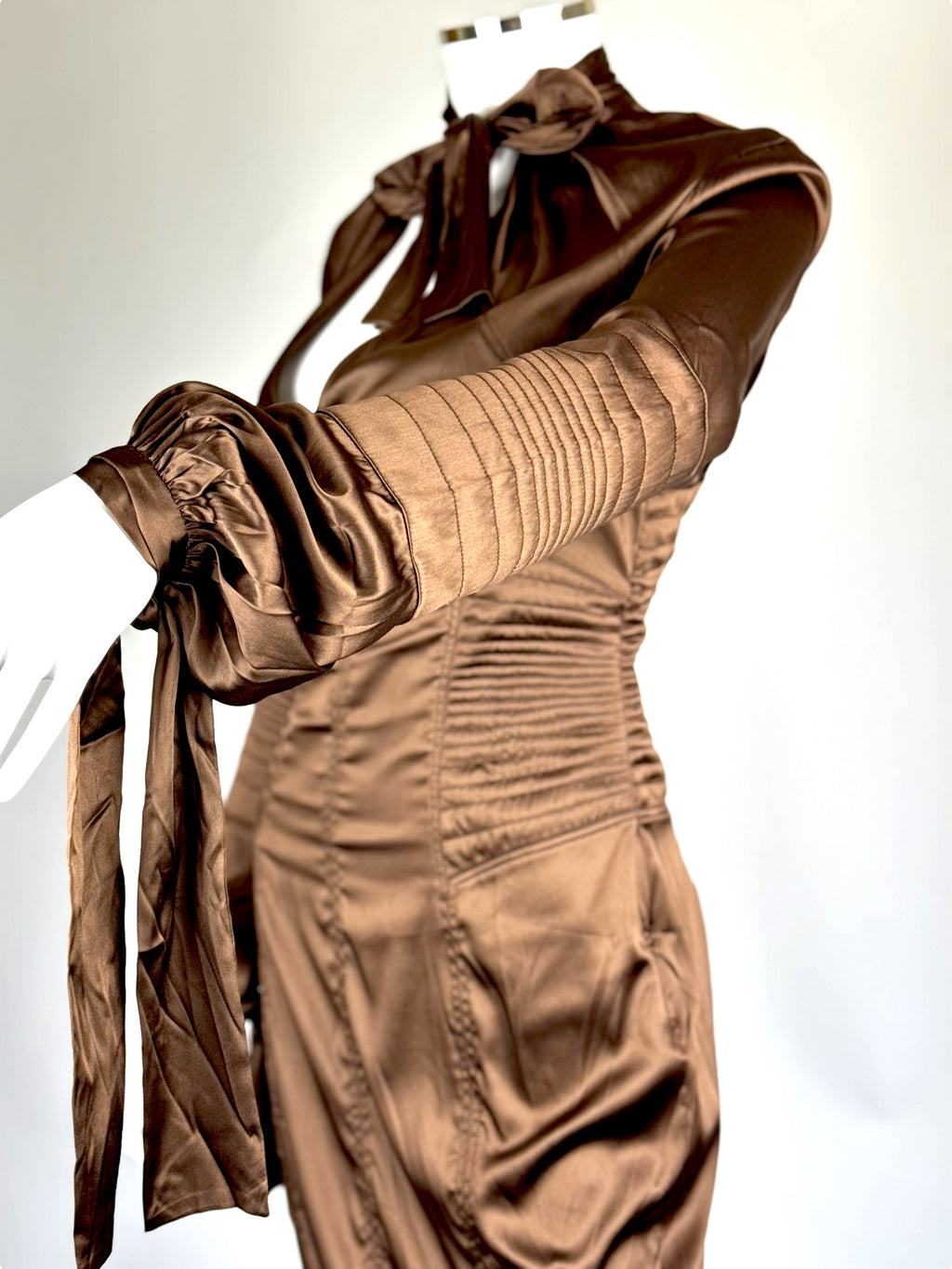 Gucci by Tom Ford Brown Silk Bow Dress, FW 2003