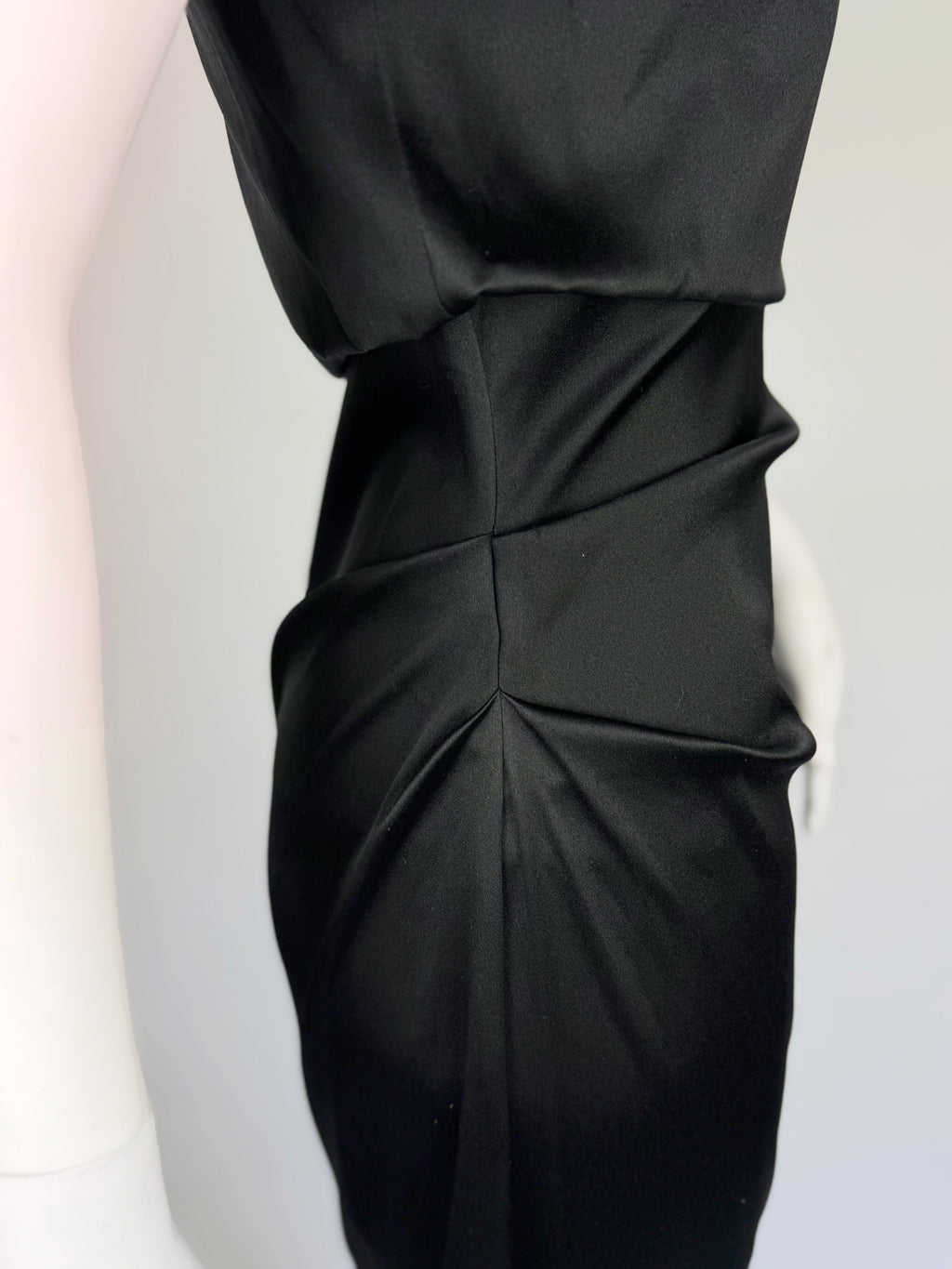 Giorgio Armani Satin Gown w Embellished Sleeves, FW 2017